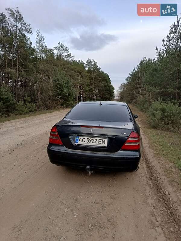 Седан Mercedes-Benz E-Class 2002 в Владимире