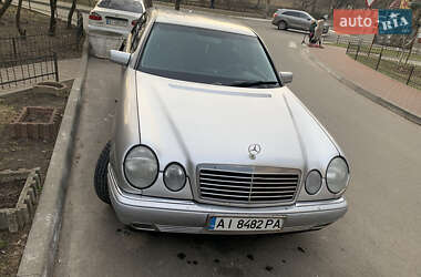 Седан Mercedes-Benz E-Class 1999 в 