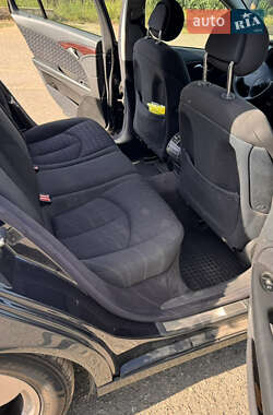 Универсал Mercedes-Benz E-Class 2003 в 