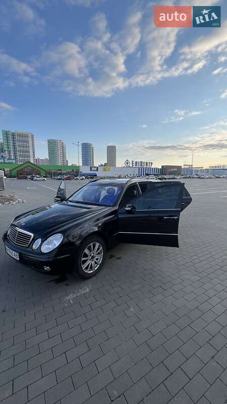 Универсал Mercedes-Benz E-Class 2005 в Одессе фото 6 Универсал Mercedes-Benz E-Class 2005 в Одессе
