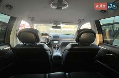 Универсал Mercedes-Benz E-Class 2005 в 
