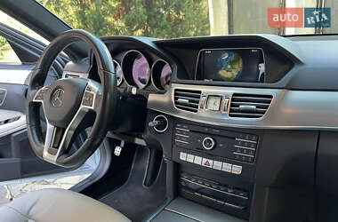 Седан Mercedes-Benz E-Class 2015 в 