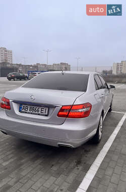 Седан Mercedes-Benz E-Class 2012 в 