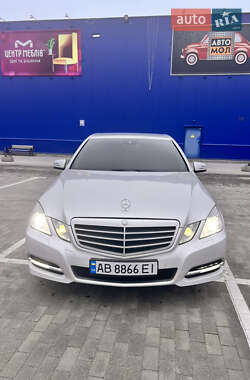 Седан Mercedes-Benz E-Class 2012 в 