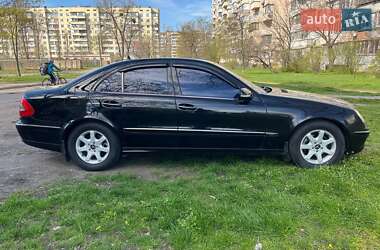 Седан Mercedes-Benz E-Class 2007 в 