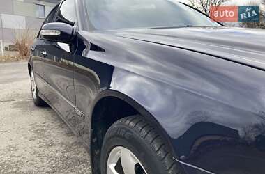 Седан Mercedes-Benz E-Class 2002 в 