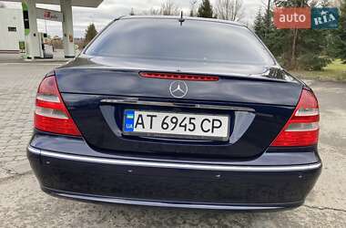 Седан Mercedes-Benz E-Class 2002 в 
