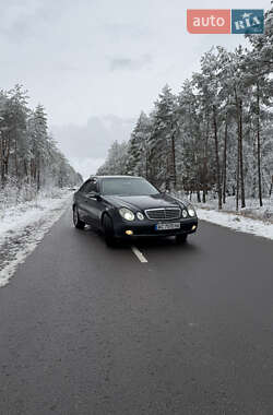 Седан Mercedes-Benz E-Class 2003 в 
