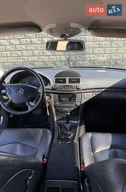 Седан Mercedes-Benz E-Class 2003 в 