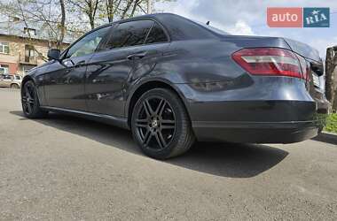 Седан Mercedes-Benz E-Class 2010 в 