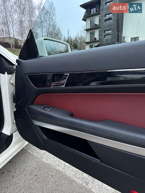 Купе Mercedes-Benz E-Class 2011 в Ровно фото 8 Купе Mercedes-Benz E-Class 2011 в Ровно