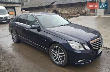Седан Mercedes-Benz E-Class 2009 в 