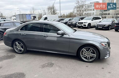 Седан Mercedes-Benz E-Class 2017 в 