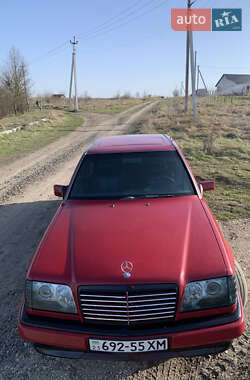 Седан Mercedes-Benz E-Class 1994 в 