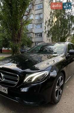 Универсал Mercedes-Benz E-Class 2017 в 