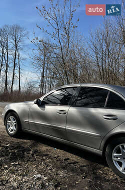 Седан Mercedes-Benz E-Class 2003 в 