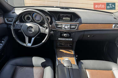Седан Mercedes-Benz E-Class 2013 в 