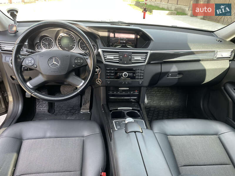 Універсал Mercedes-Benz E-Class 2010 в Львові