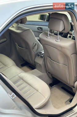 Седан Mercedes-Benz E-Class 2010 в 