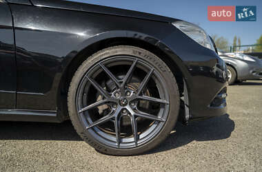 Седан Mercedes-Benz E-Class 2010 в 
