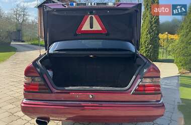 Седан Mercedes-Benz E-Class 1994 в 