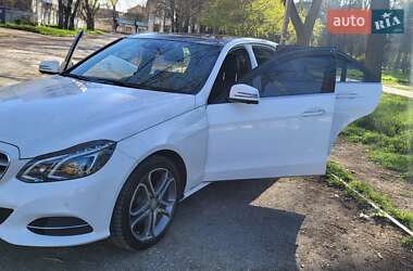 Седан Mercedes-Benz E-Class 2015 в 