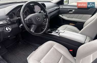 Седан Mercedes-Benz E-Class 2010 в 