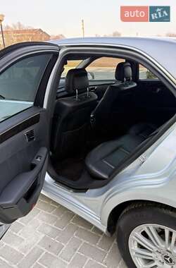Седан Mercedes-Benz E-Class 2009 в 