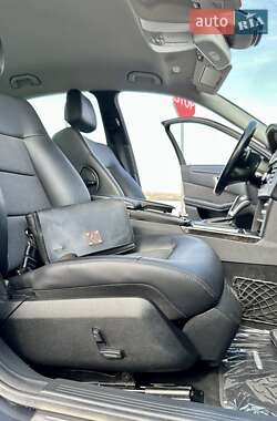 Седан Mercedes-Benz E-Class 2010 в 