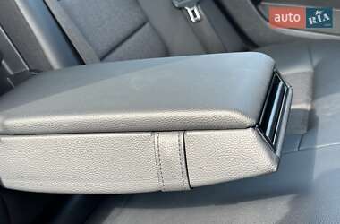 Седан Mercedes-Benz E-Class 2010 в 