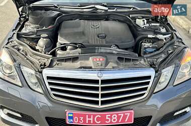 Седан Mercedes-Benz E-Class 2010 в 
