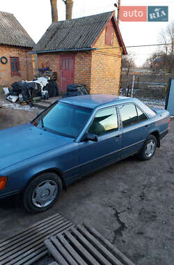 Седан Mercedes-Benz E-Class 1989 в 