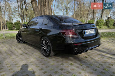 Седан Mercedes-Benz E-Class 2016 в 
