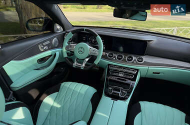 Седан Mercedes-Benz E-Class 2016 в 