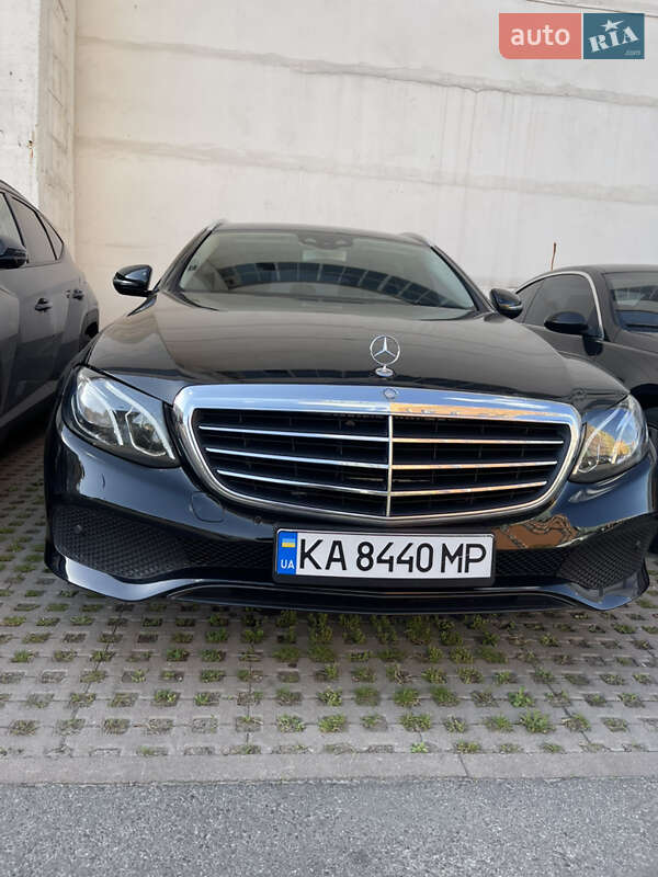 Mercedes-Benz E-Class 2016