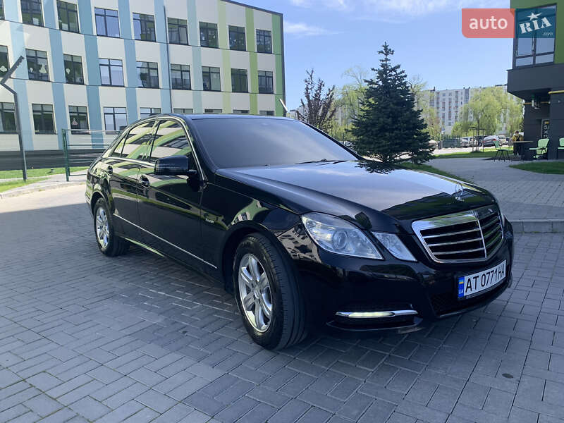 Седан Mercedes-Benz E-Class 2010 в Ивано-Франковске фото 9 Седан Mercedes-Benz E-Class 2010 в Ивано-Франковске