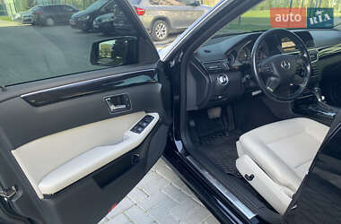 Седан Mercedes-Benz E-Class 2010 в 