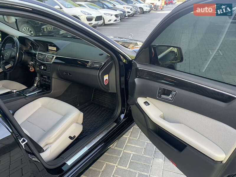 Седан Mercedes-Benz E-Class 2010 в Ивано-Франковске фото 28 Седан Mercedes-Benz E-Class 2010 в Ивано-Франковске