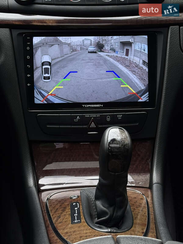 Седан Mercedes-Benz E-Class 2004 в Николаеве