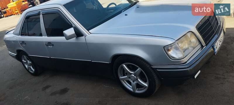 Седан Mercedes-Benz E-Class 1994 в Боярці
