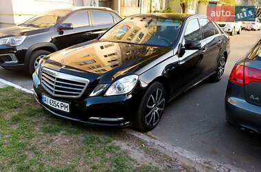 Седан Mercedes-Benz E-Class 2012 в 