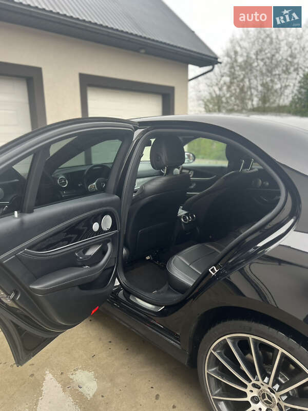 Седан Mercedes-Benz E-Class 2018 в Тячеві