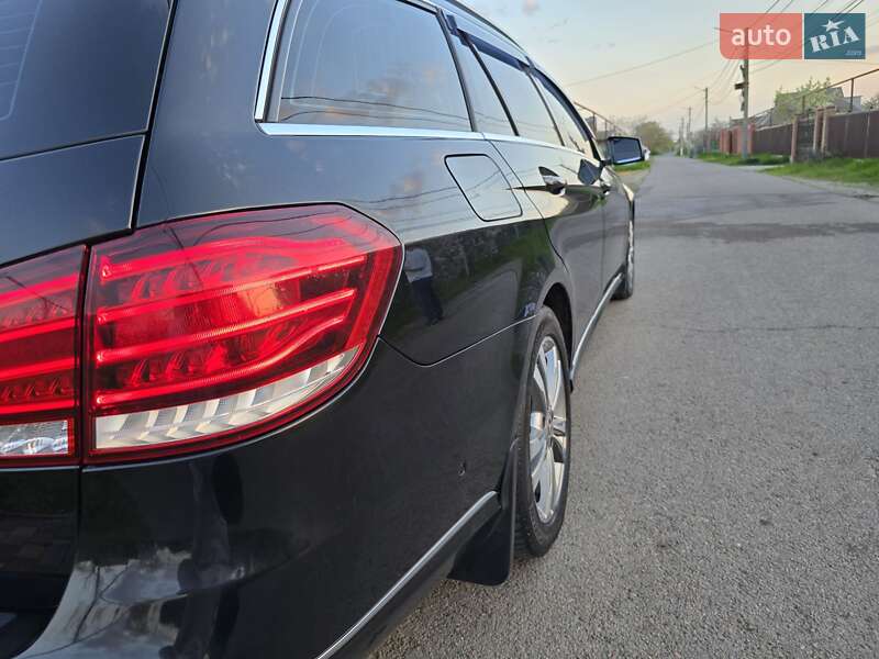 Универсал Mercedes-Benz E-Class 2013 в Одессе