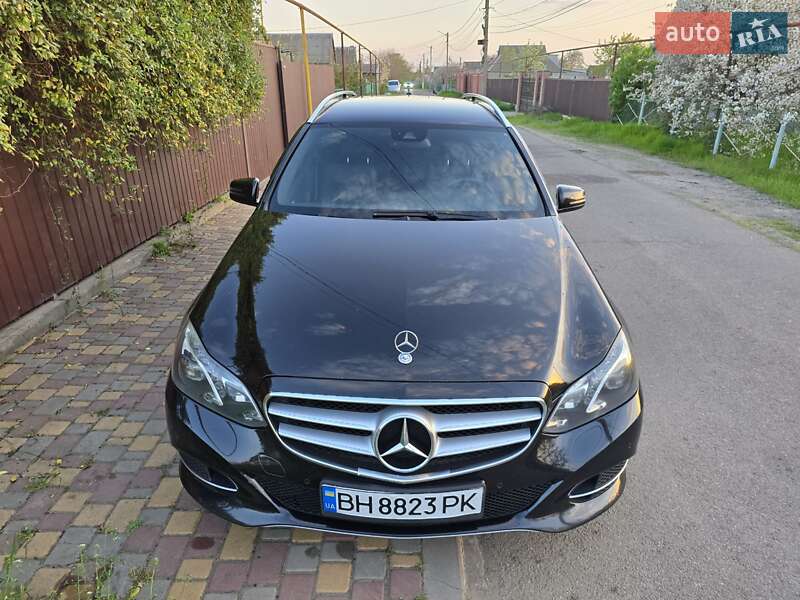 Универсал Mercedes-Benz E-Class 2013 в Одессе