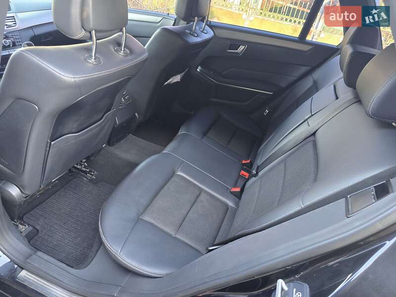 Универсал Mercedes-Benz E-Class 2013 в Одессе