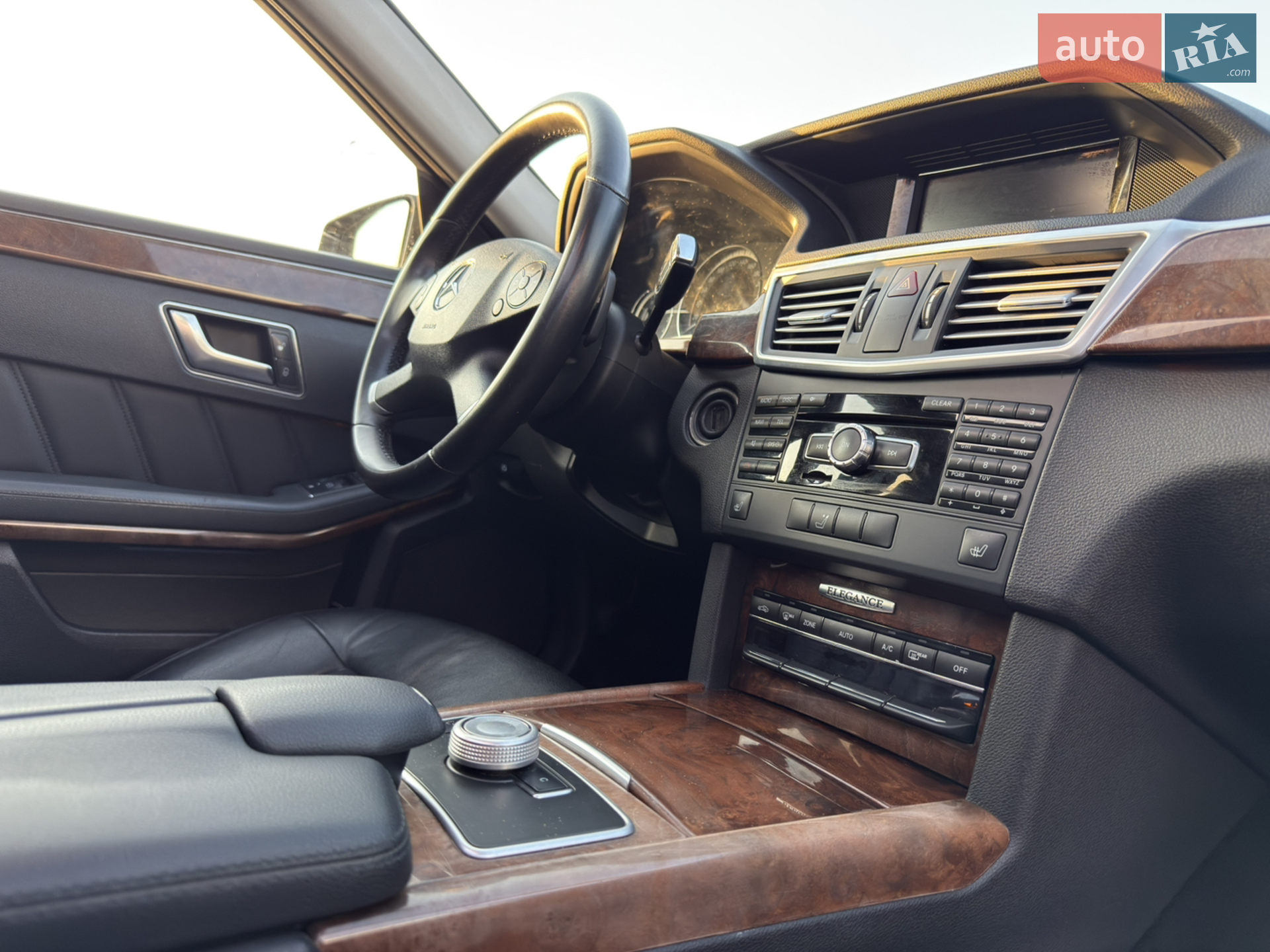 2011 Mercedes-Benz E-klasse - мініатюра 20