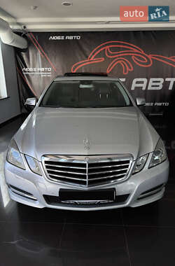 Седан Mercedes-Benz E-Class 2010 в Одесі