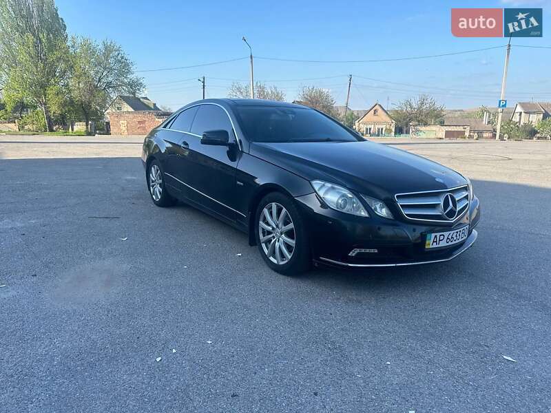 Купе Mercedes-Benz E-Class 2010 в Запоріжжі