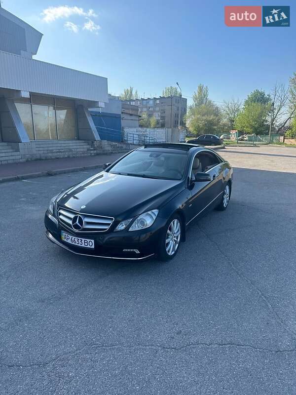 Купе Mercedes-Benz E-Class 2010 в Запоріжжі