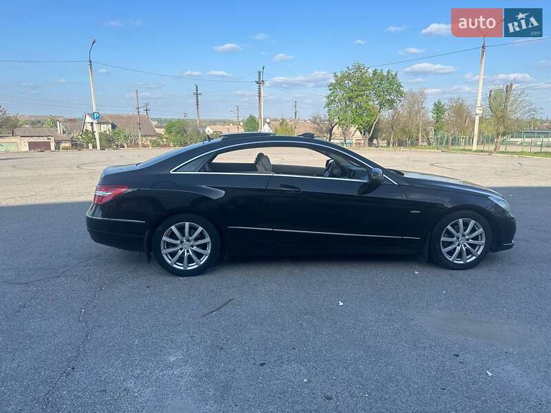 Купе Mercedes-Benz E-Class 2010 в Запоріжжі